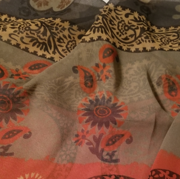 Set of 2 World Market scarves, rich, beautiful colors. - Picture 3 of 8